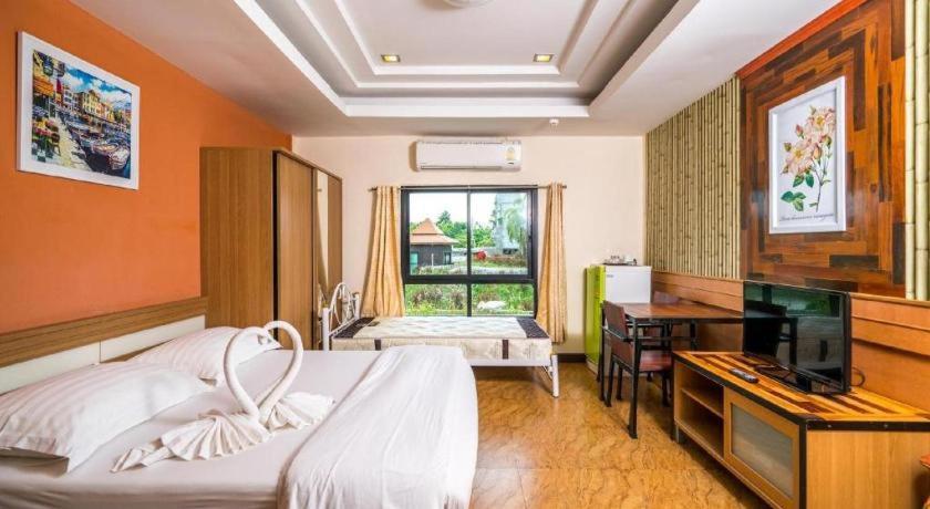 Prew Lom Chom Nam Resort Ban Phan Sadet Nok Exterior photo
