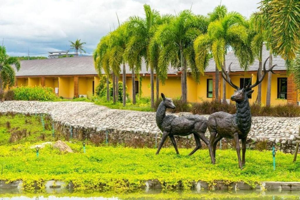 Prew Lom Chom Nam Resort Ban Phan Sadet Nok Exterior photo